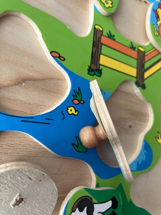 drewniane puzzle ze zwierzętami z farmy