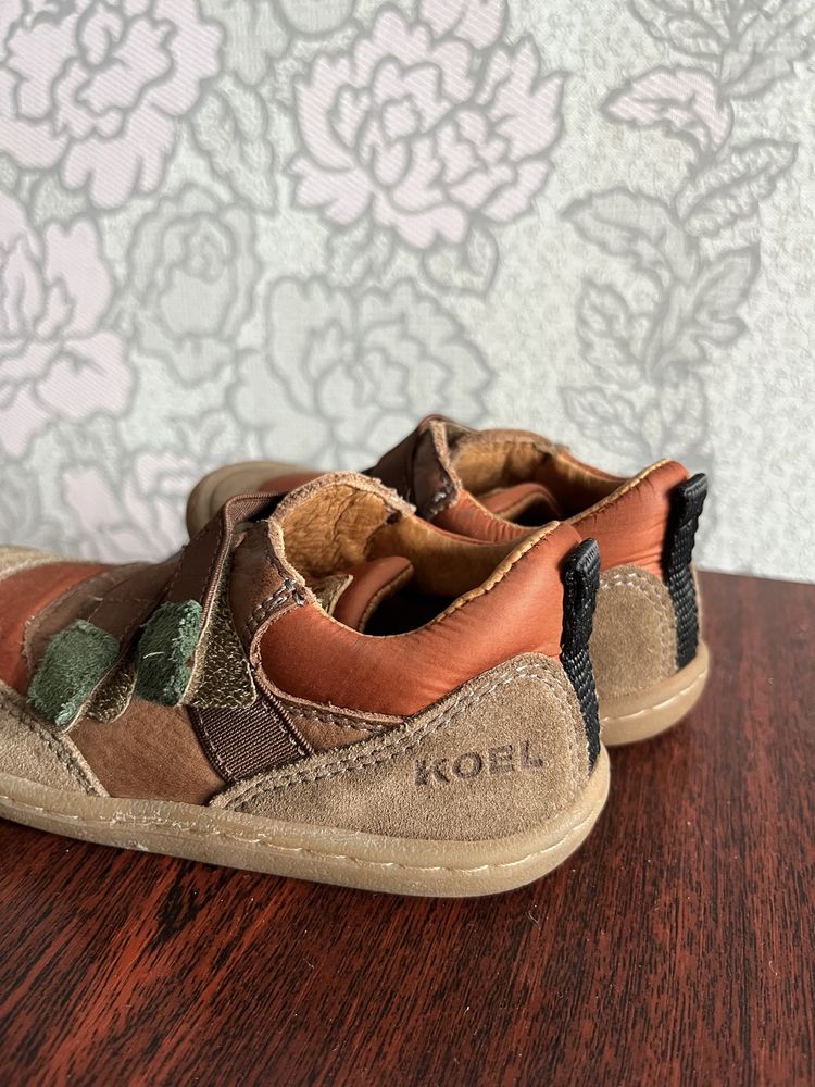 Кожаные ботинки дитячі макасини