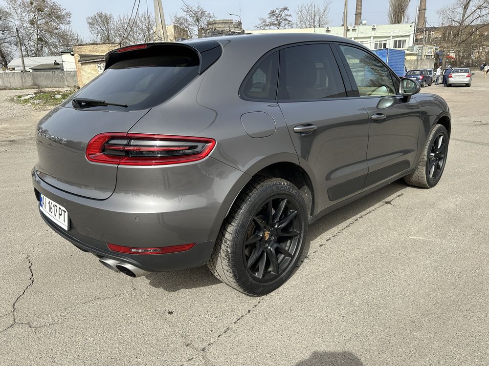 Porshe Macan 2015