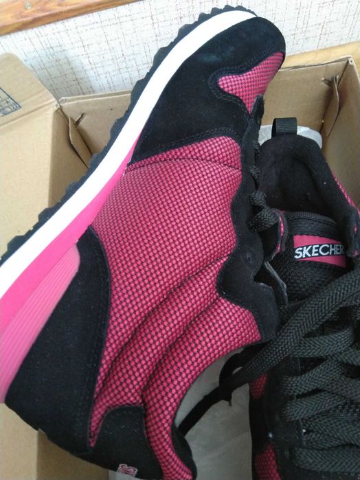 Skechers кросівки хайтопи теплі