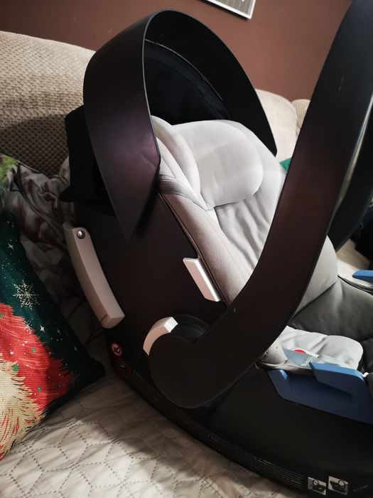 Nosidełko cybex + adaptery do wózka Polecam