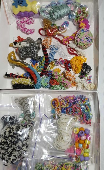 набор резиночки, замочки, бусинки для плетения девочке на рукоделие