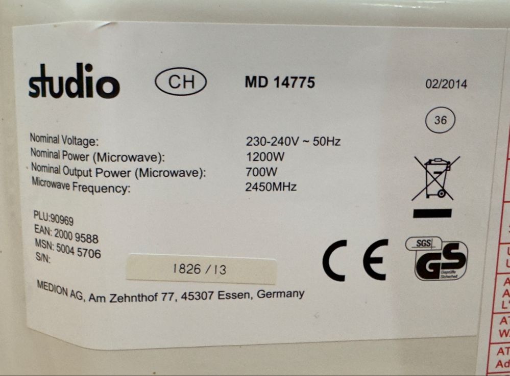 Срочно! Микроволновая печь Medion Studio MD 14775