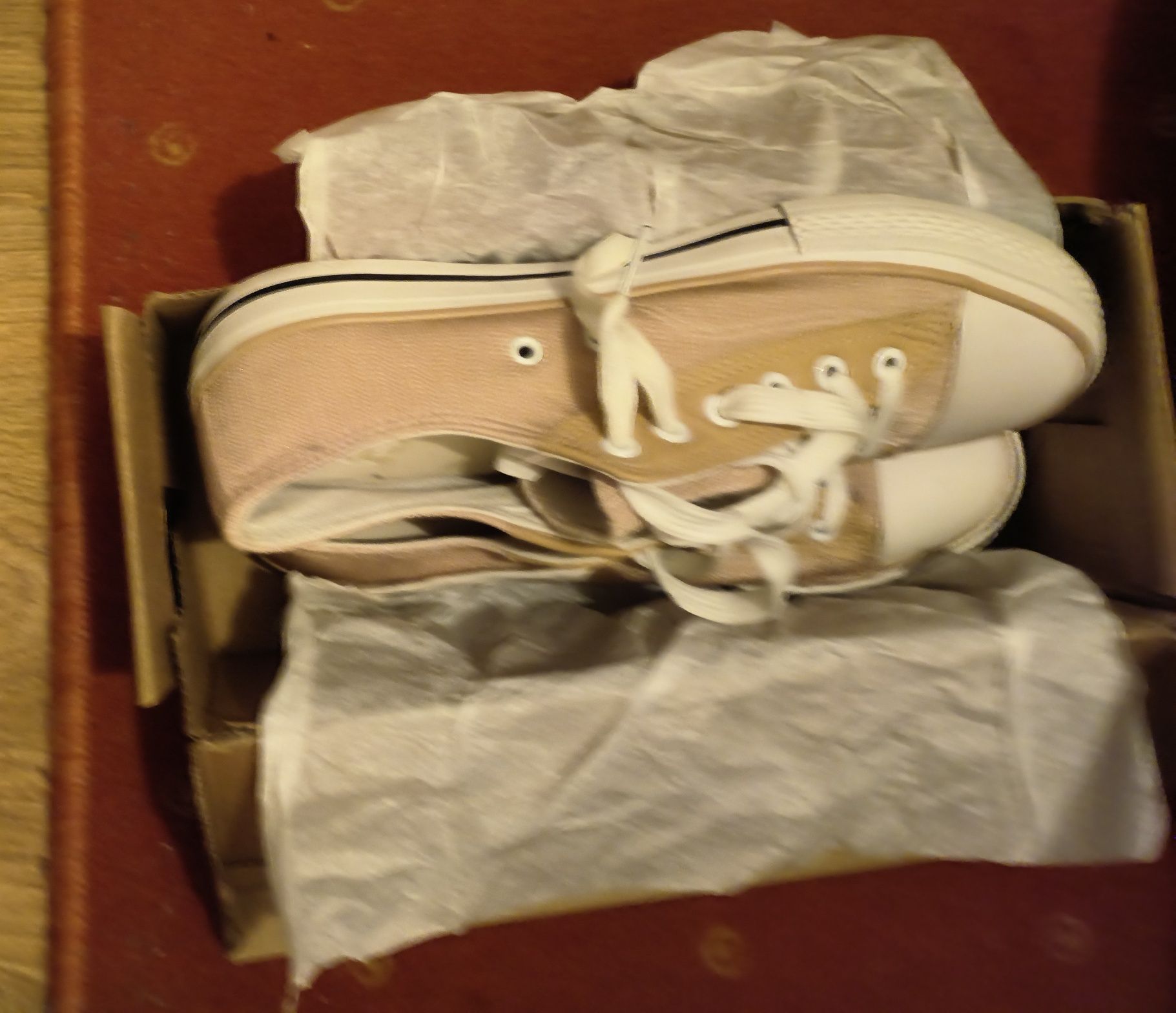Sprzedam buty damskie