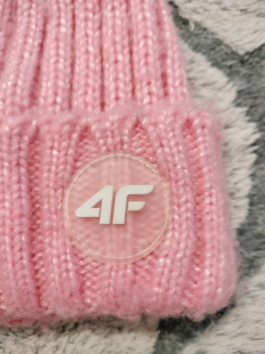 Czapka damska 4F
