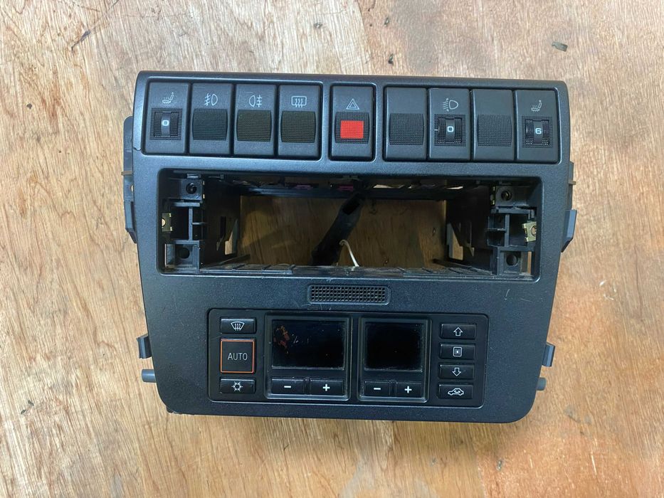 Panel sterowania nawiewu klimatyzacji climatronic Audi A4 B5 A3 8L