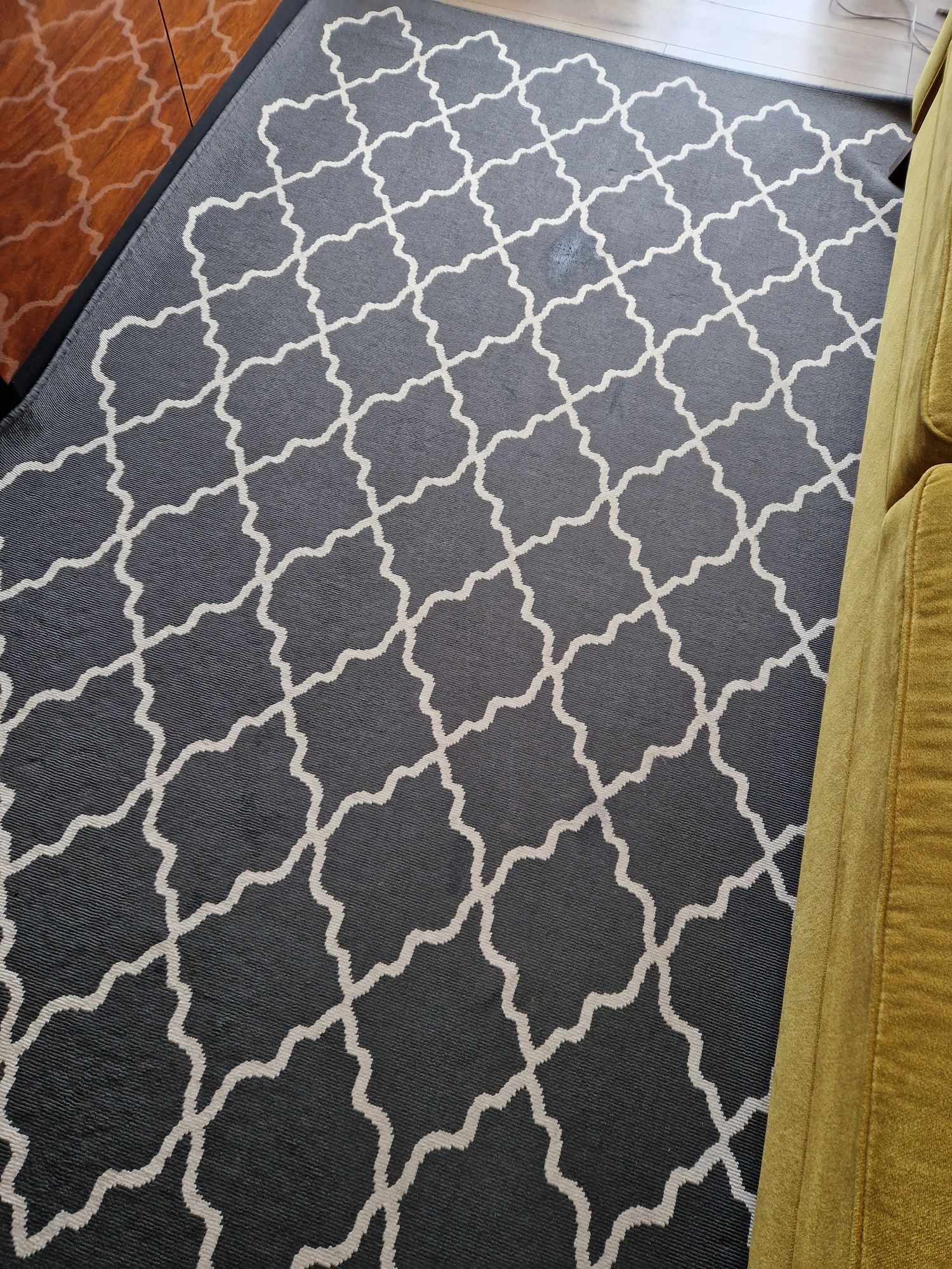 Dywan Ikea Hovslund marokańska koniczyna szary 160x230 cm