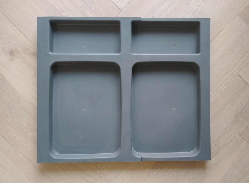 Podkładka pod kosze na śmieci