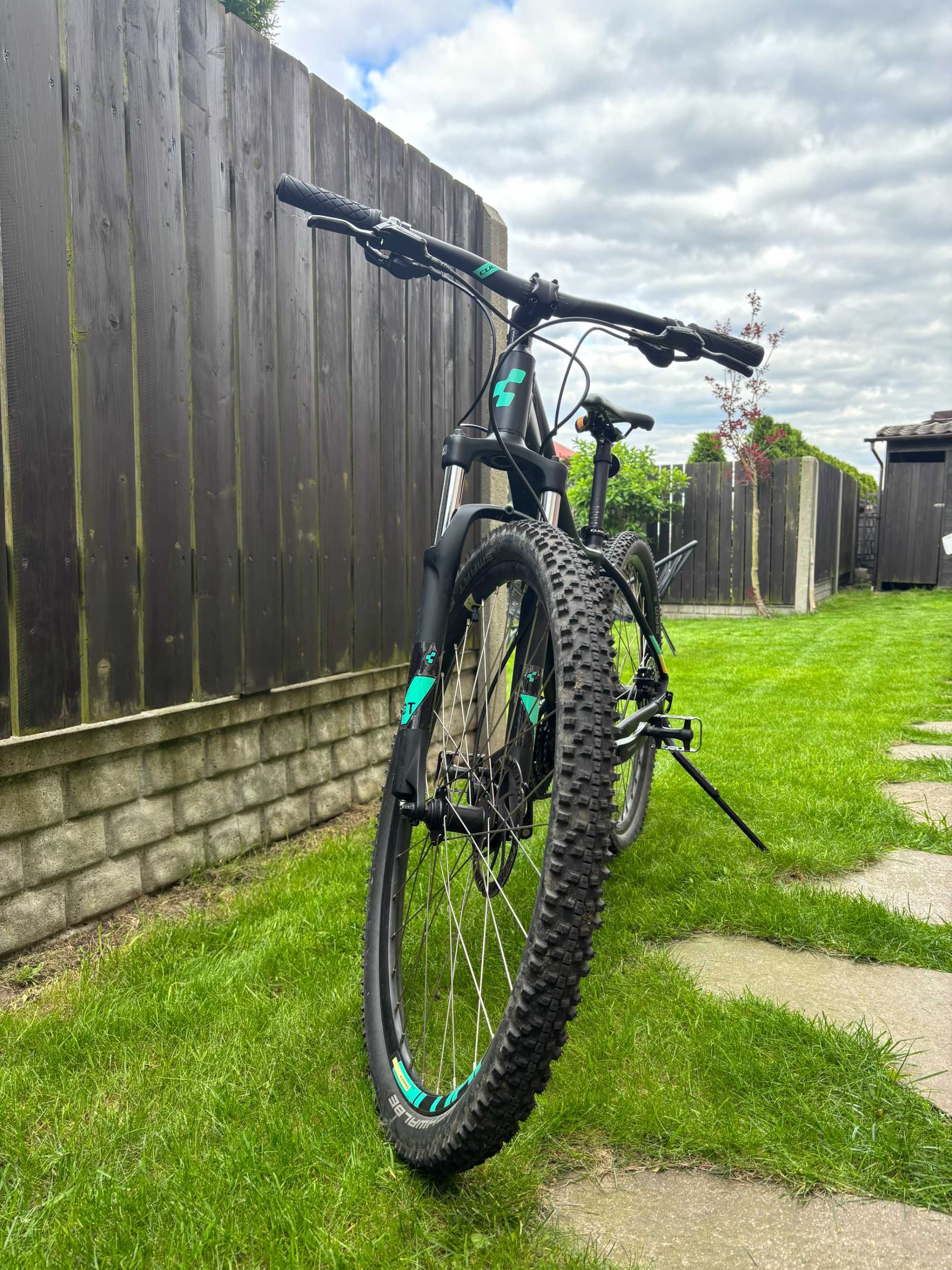sprzedam rower firmy cube