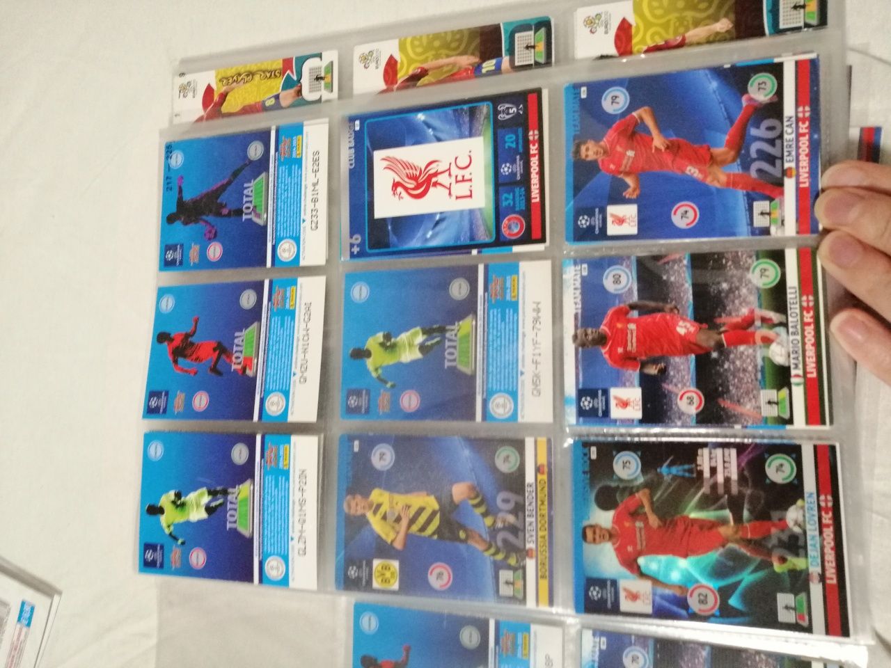 Sprzedam karty piłkarskie PANINI UEFA Champions League różne 40 sztuk