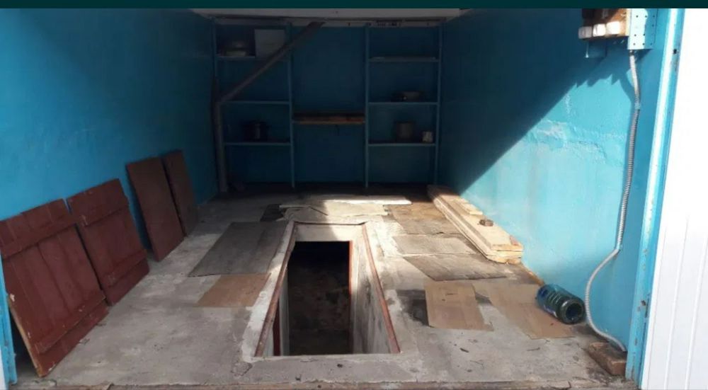 Продам гараж у кооперативі Автолюбитель КрАЗ