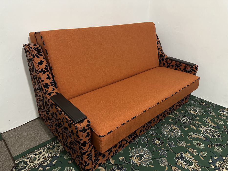 Диван, Ліжко, тумби приліжкові, спальня