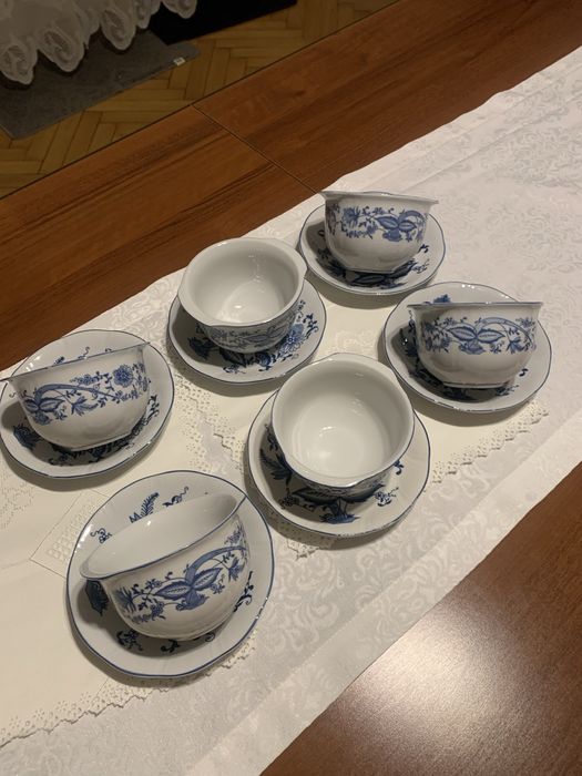 Miseczki z talerzykami. Porcelana Książ PRL