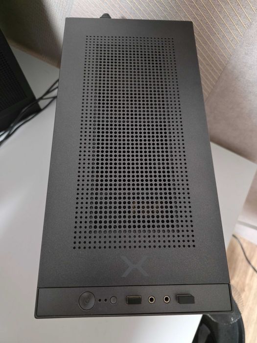Компютер у невеликому корпусі i5 1400f 32gb ram rx6700xt 16gb 1tb ssd