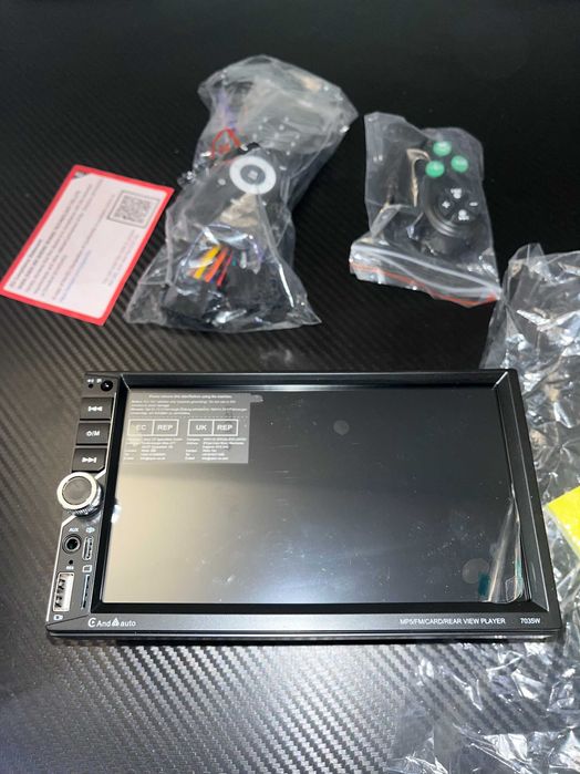 Radio samochodowe z ekranem 2 x piloty