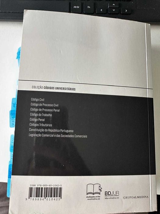 Código Tributário Universitário Almedina