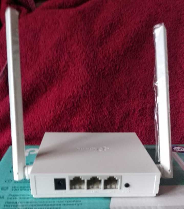 Многорежимный Wi-Fi роутер TP-Link TL-WR820N №300