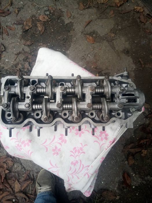 Продам головку блока ГБЦ Mitsubishi состояние новой