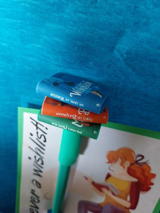 Toppers para lápis ou caneta com livros personalizados, de 3,5€