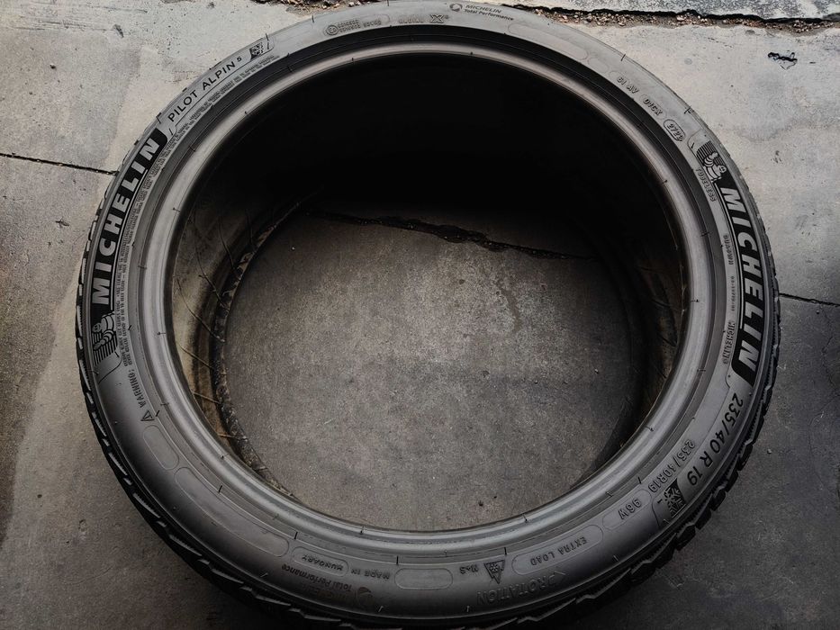 2шт 235/40 R19 Michelin Pilot Alpin⁵ зимові шини преміум