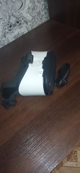 VR окуляри для смартфона в хорошому стані
