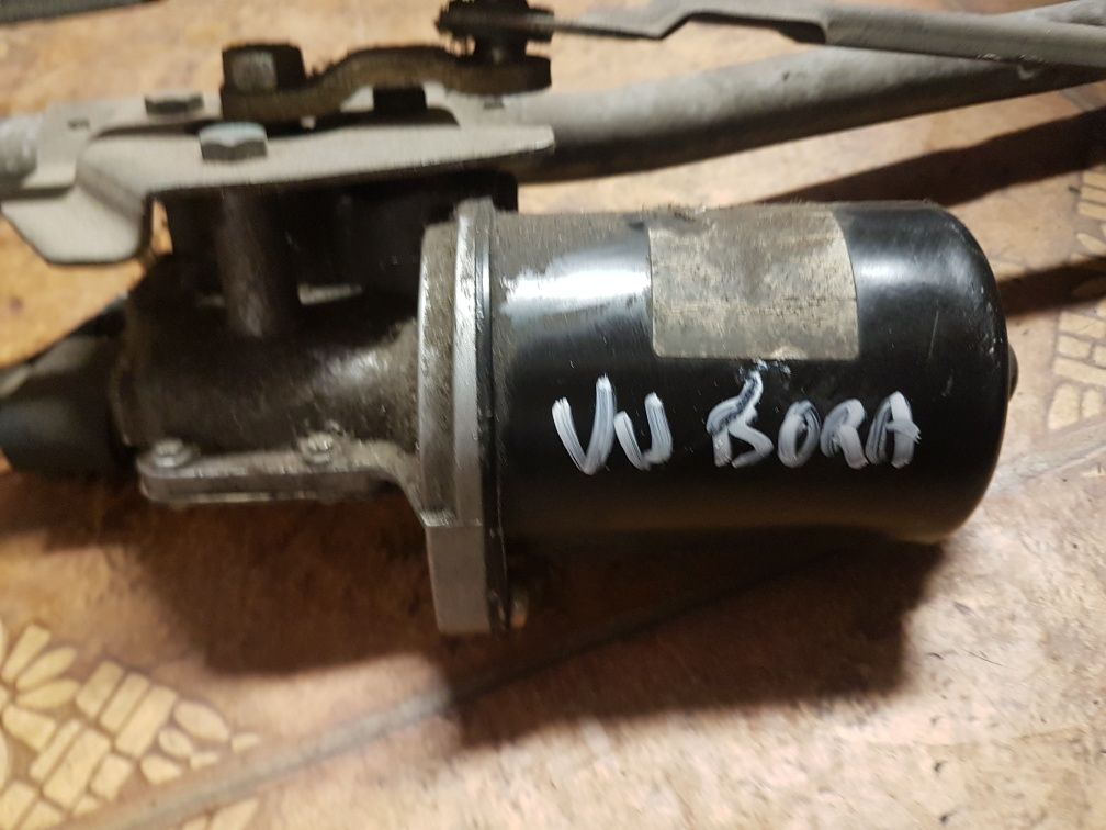 Mechanizm wycieraczek VW Bora  1J195  5113B