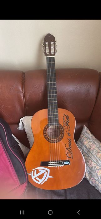 Vendo violão de nailon