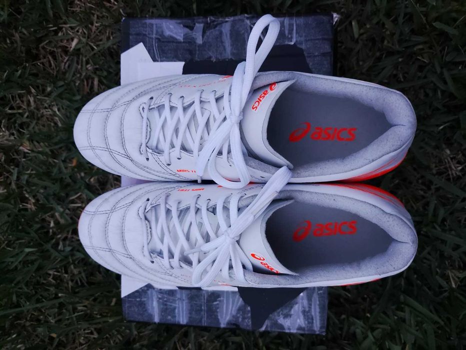 Chuteiras Asics DS Light X-Fly 5