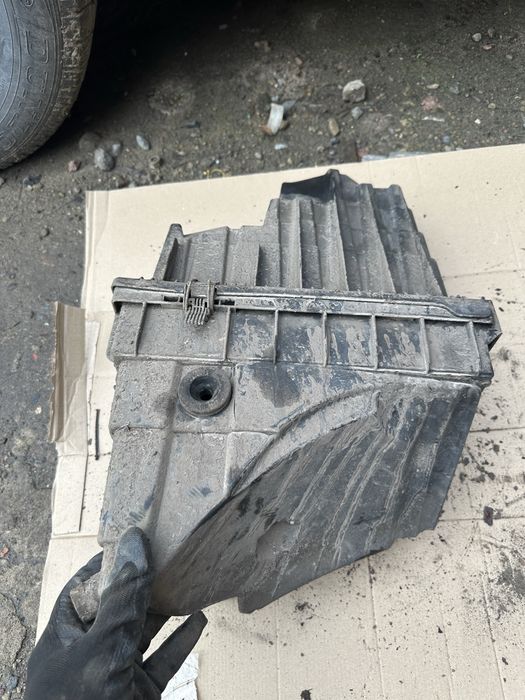 Корпус воздушного фильтра фольцваген т5 volkswagen t5