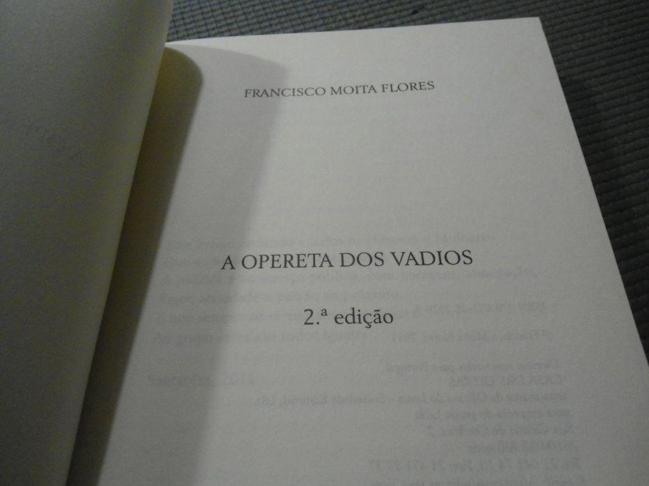 A Opereta dos Vadios -Francisco Moita Flores