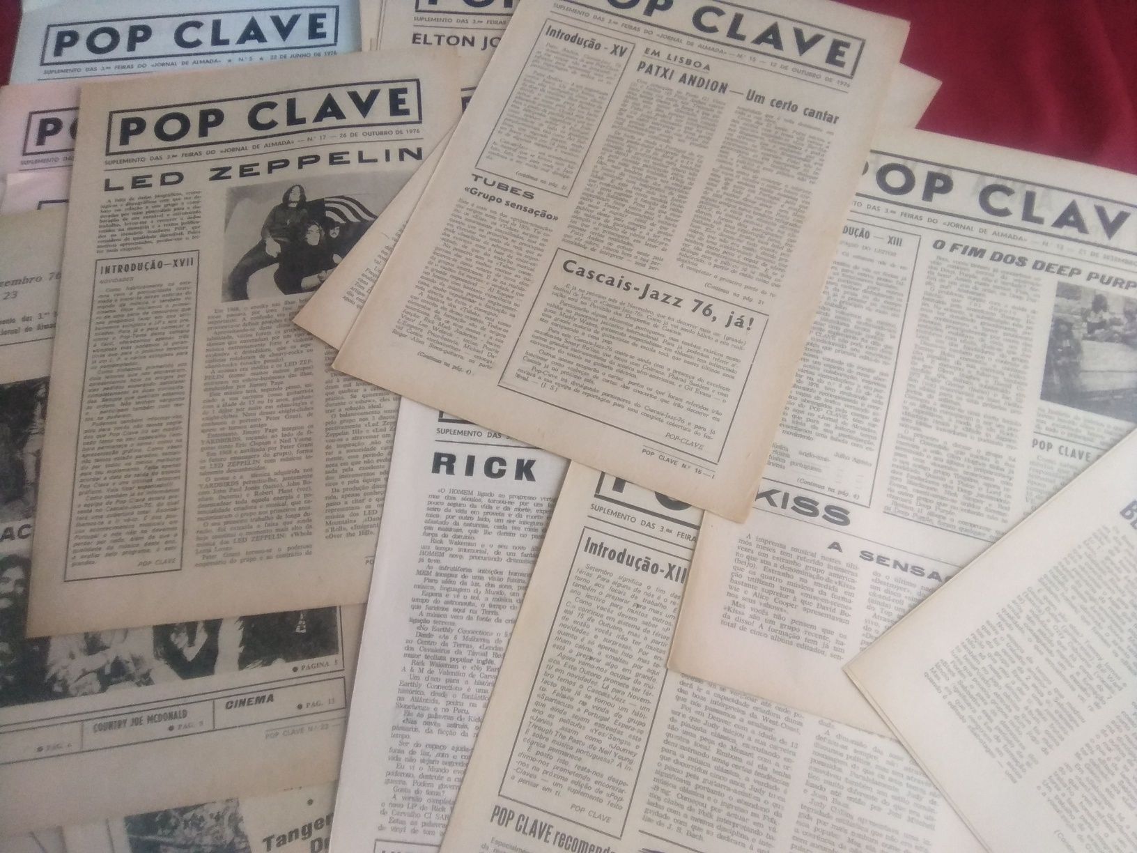 Lote de 26 Pop Clave. Suplemento do Jornal de Almada 1976. Raro