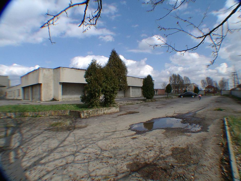 Будівля торгово-промислового комплексу