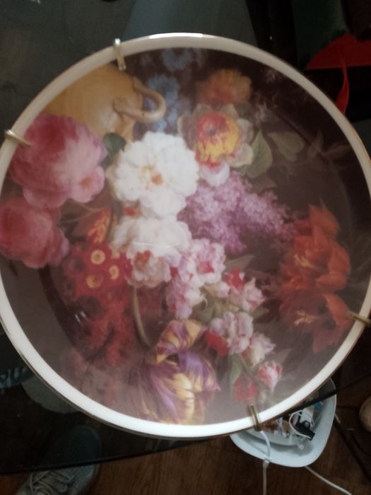 Тарелки фарфоровые новые