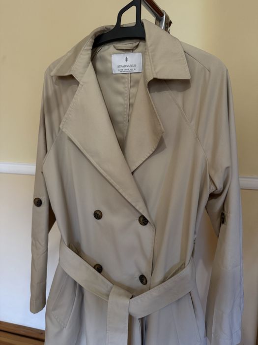 Тренч Stradivarius