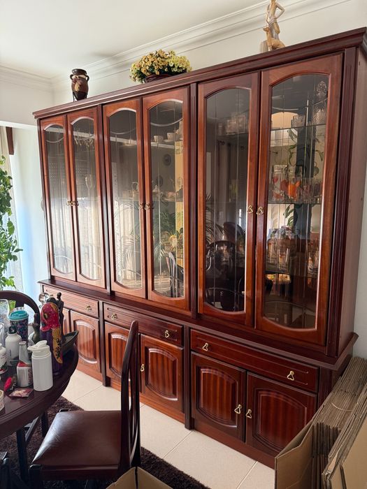 Sala com mobilia completa