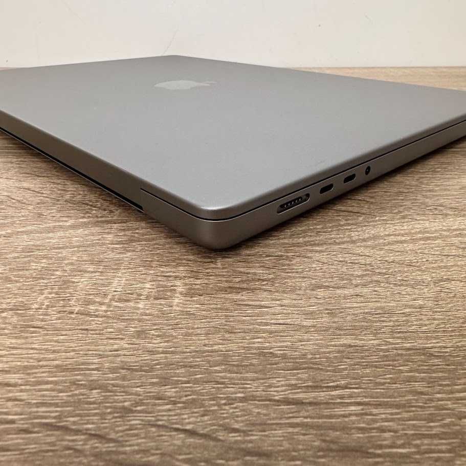 Macbook Pro 16" 2021 A2485 M1 Pro / 32Gb DDR5 / SSD 512Gb (код:M0570)