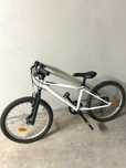Bicicleta BTT criança 20" 6-9 anos como nova
