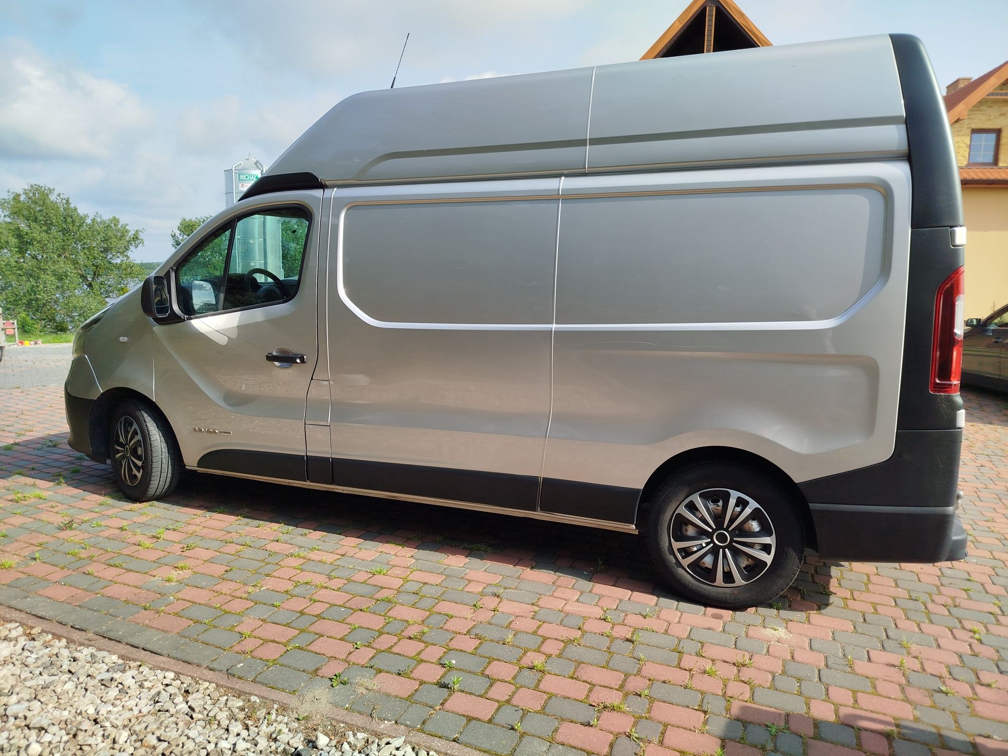 Renault Trafic 1.6 dCi L2h2 2015r.
