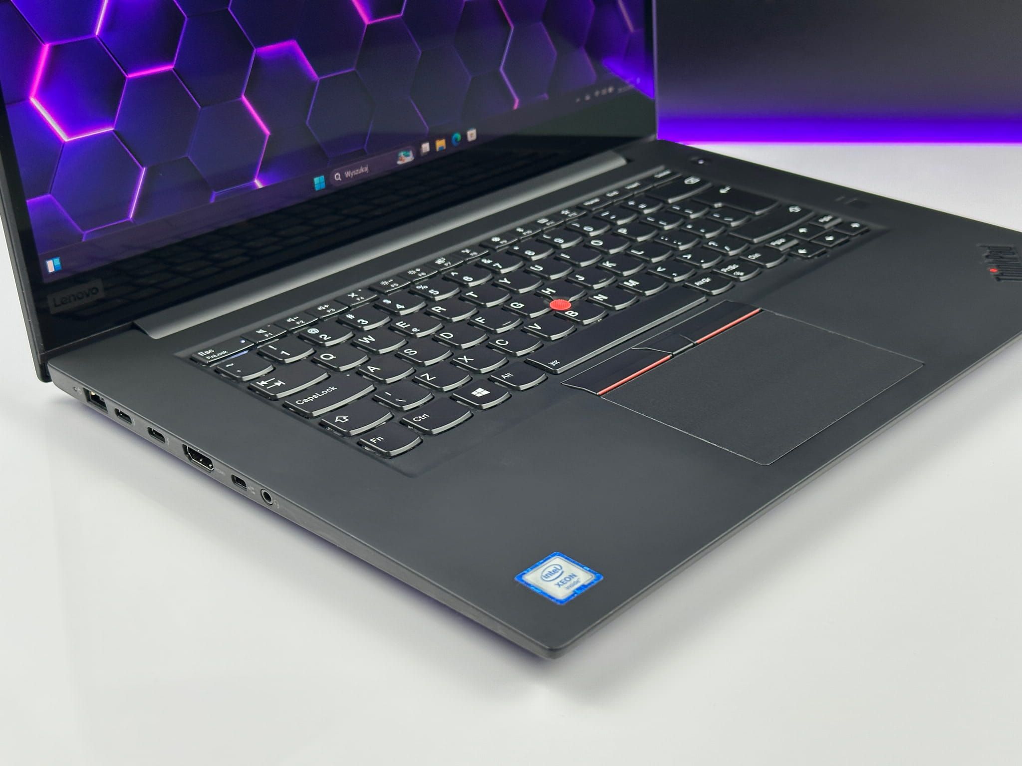Laptop Lenovo ThinkPad P1 Gen 1 | Xeon E-2176M / 4K UHD / P2000 Max-Q