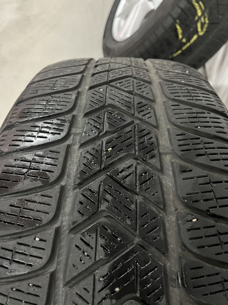 Komplet kół do BMW F15 18” z oponami zimowymi Pirelli Scorpion 255/55