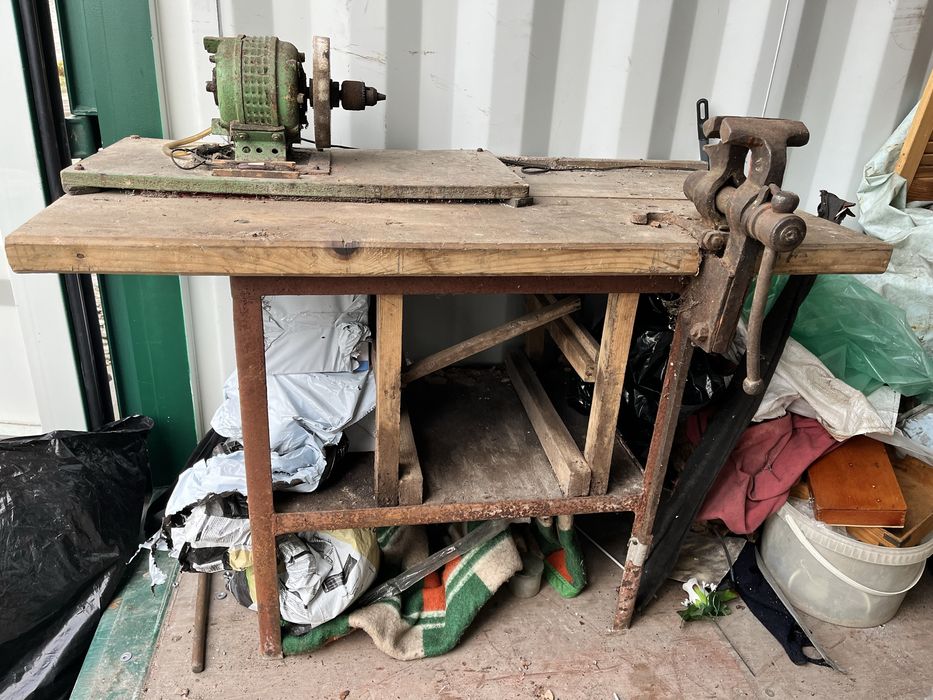 Stół warsztatowy imadło warsztat szlifierka