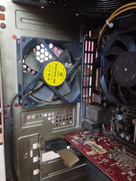 Продам пк. В подарунок мишка та наушники