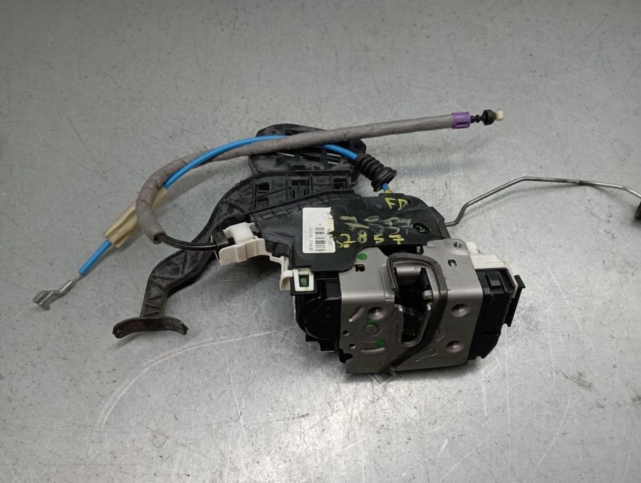 Fechadura / fecho porta frente direito MERCEDES-BENZ Classe B (W246, W