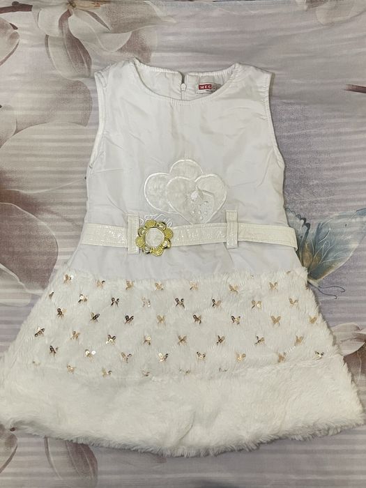 Тепле плаття для дівчинки