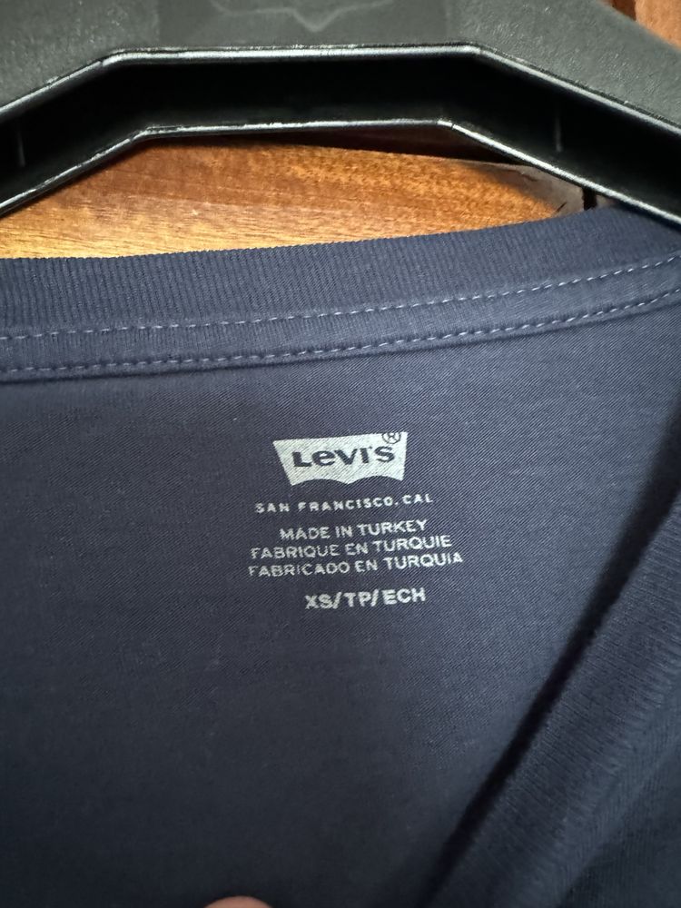 Tshirts  Levi’s -  S preto branco e azul