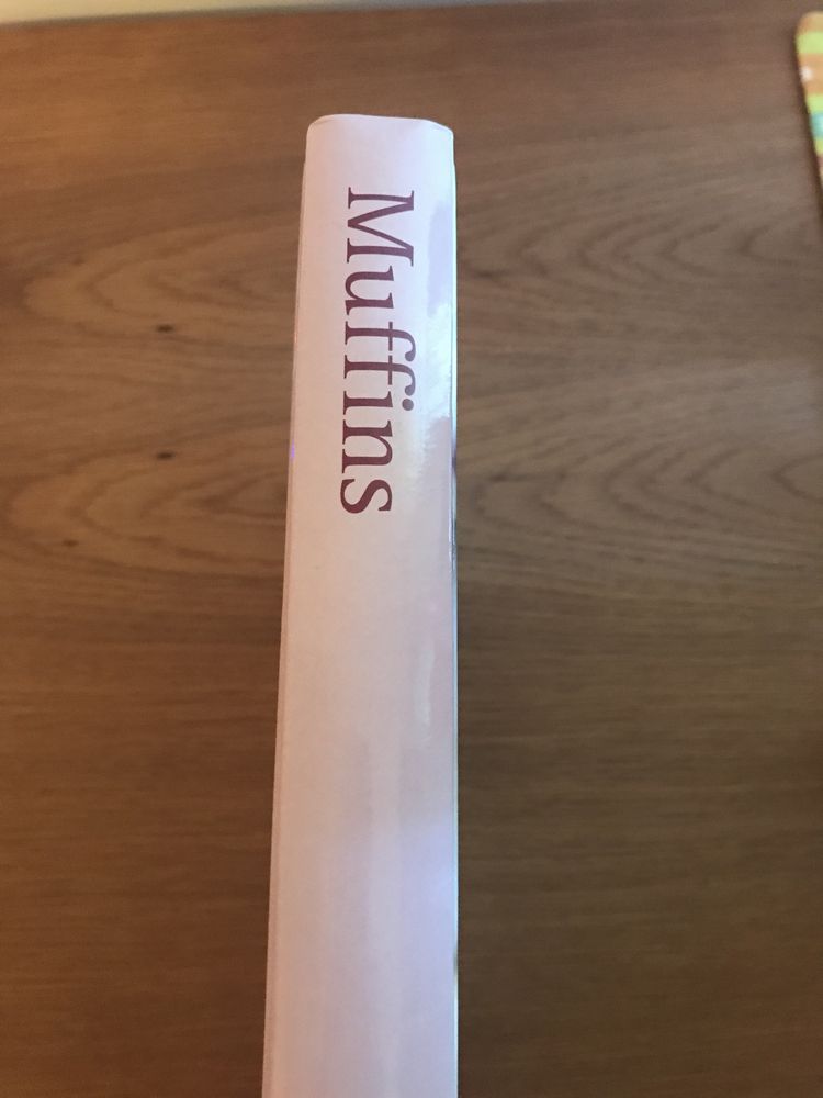 Livro Muffins - pequenos, saborosos e irresistiveis