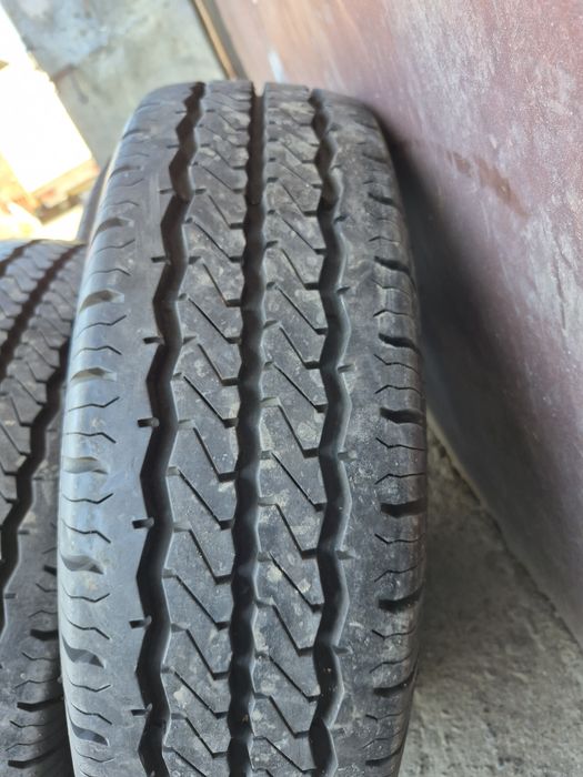 215 75 16 C 216/114 R Hankook