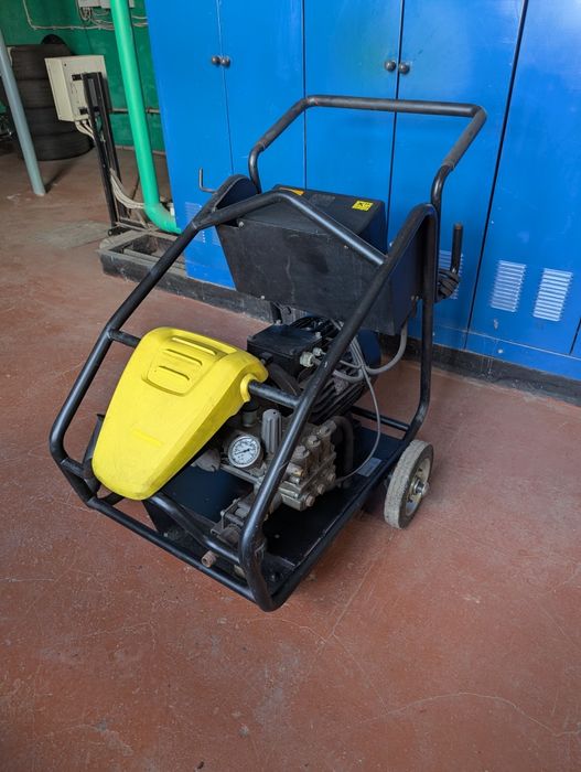 Kercher HD 9/50-4 Cage