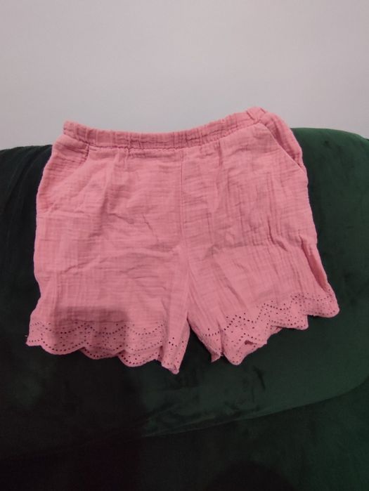 Spodenki krótkie dziewczęce 122/128