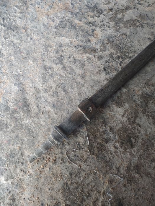 Продам полуось на легковой прицеп